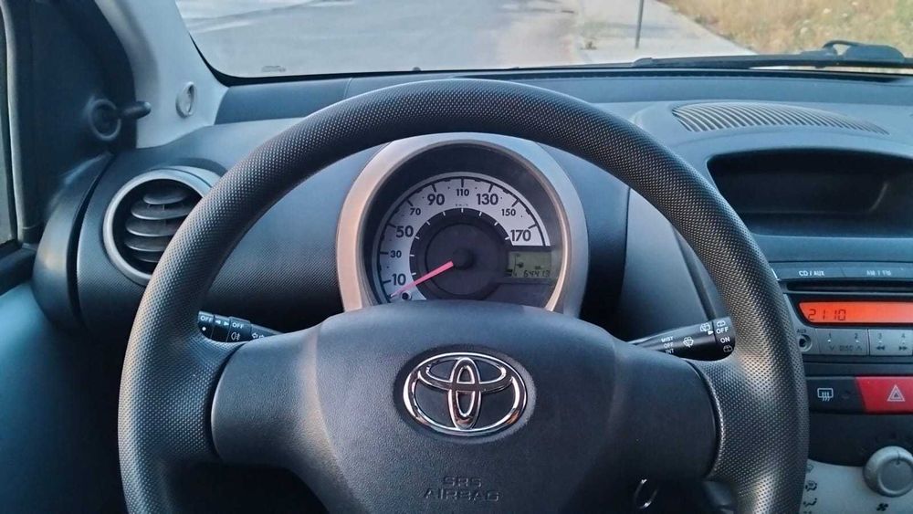Toyota Aygo — fotografia 12