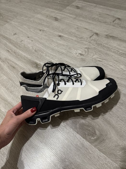 Чоловічі кросівки On Running Cloudventure Peak 2 оригінал