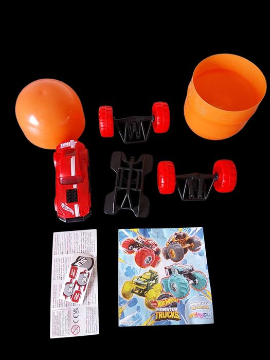 Carro da hot wheels novo na cor  vermelha
