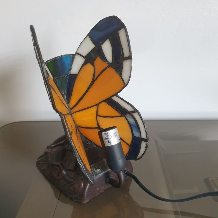 Lampa stołowa witrażowa brązowa styl Tiffany Quoizel