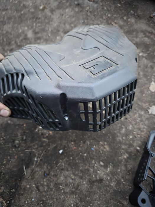 Osłona, podstawa silnika kompletna do Kompresor Einhell TH-AC 240