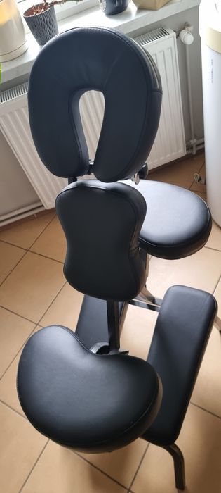 Fotel klęcznik do masażu/ tatuażu