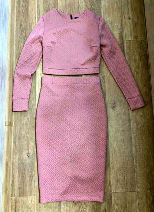 Женский стильный костюм