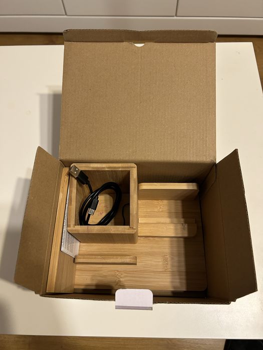 Indukcyjny organizer biurowy