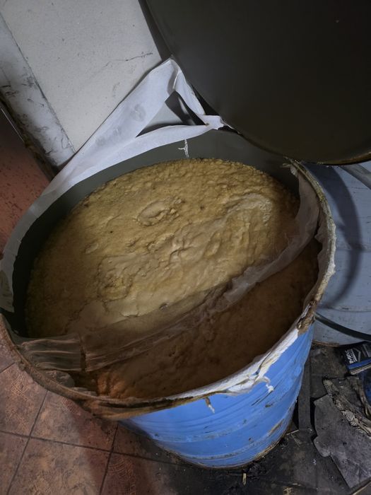 500+ kg MIODU pszczelego – 100% naturalny – krupiec – całość 6000 zł