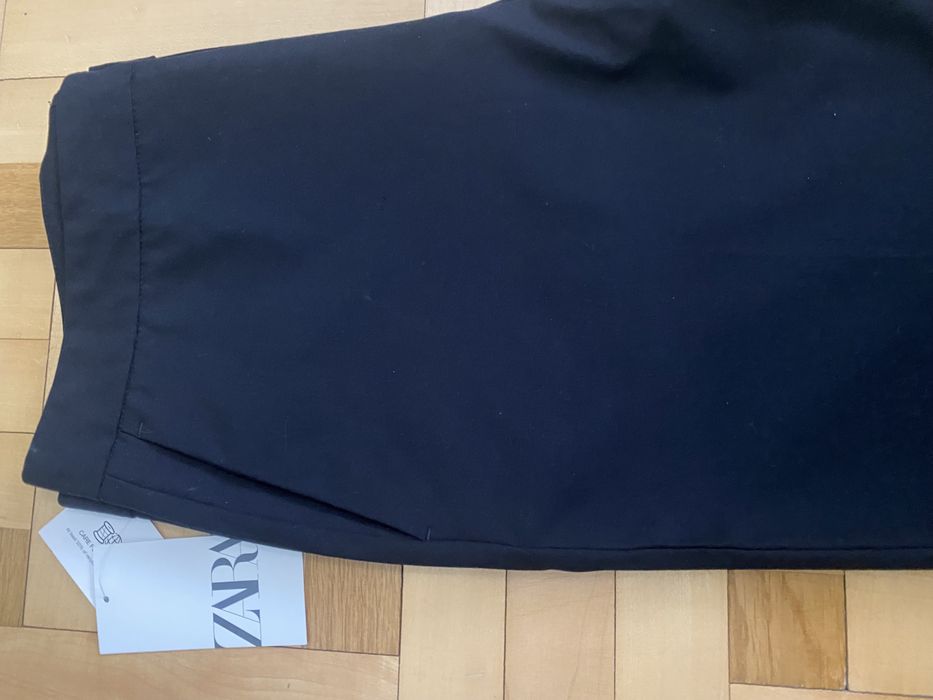 Шорти Zara розмір 42
