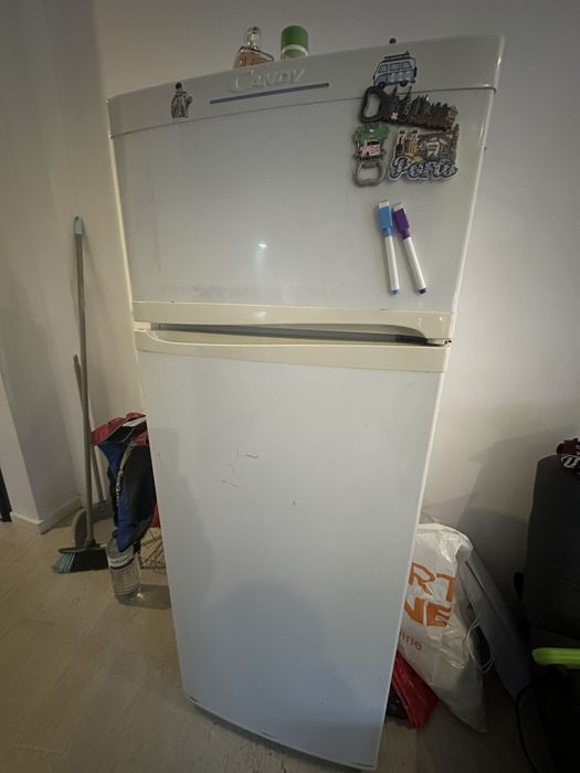 Frigorifico a funcionar