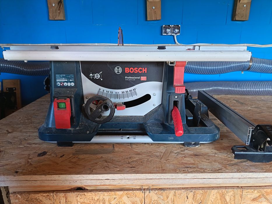 Pilarka stołowa Bosch Professional GTS 635-216