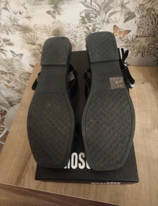 Sandały Love Moschino 40