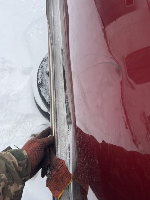 Дверь передня права Nissan Leaf 2014