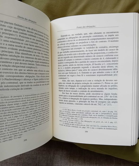 Livro "Direito das Obrigações"