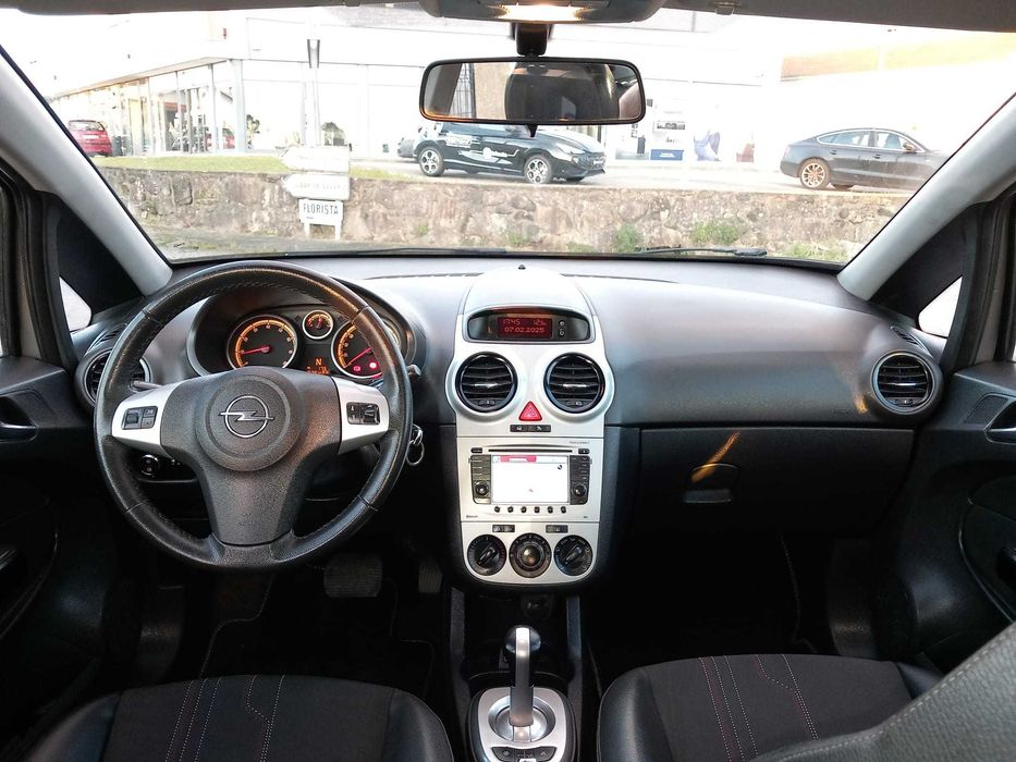 OPEL CORSA D 1.2 2012 - CX VELOCIDADES AUTOMÁTICA