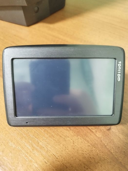 Навігатор TOMTOM