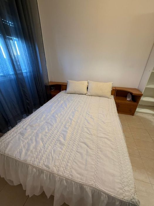 Alugo quarto em Moscavide .