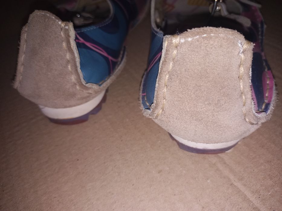 Шкіряні і босоніжки Damp розмір 38р 24.5см сандалі