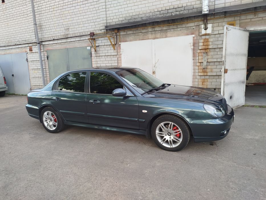 Hyundai sonata ef