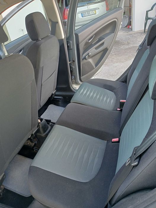 Fiat Grande Punto 1.2 Gasolina | 2009 | 5 portas | Ar Condicionado