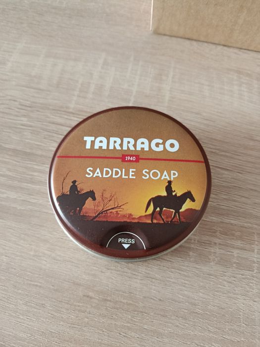 Мило для чищення шкіряних виробів Tarrago Saddle Soap 100 ml