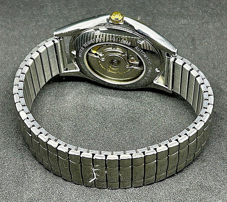 Ogival Slim Automatic Swiss Made 24G1-0845 Two Tone ETA Classic