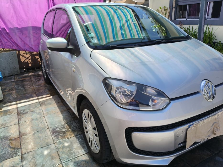 Volkswagen Up (Blue Mothion)