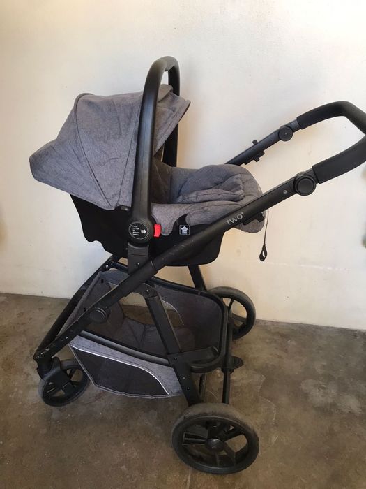 Carrinho de bebé Trio Asalvo