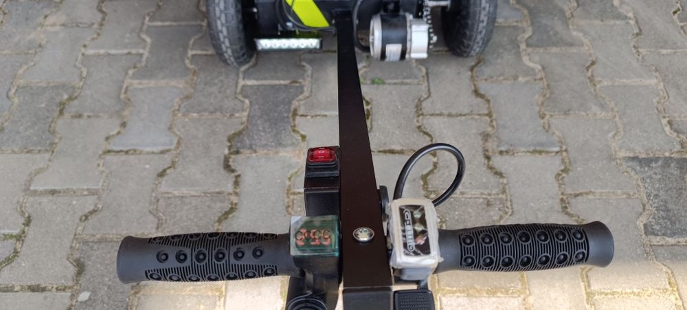 Wózek - platforma wedksrska elektryczna