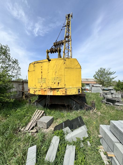 Кран стреловий сомохідний повноповоротний КС4361А