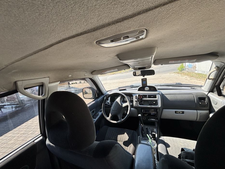 Mitsubishi pajero sport