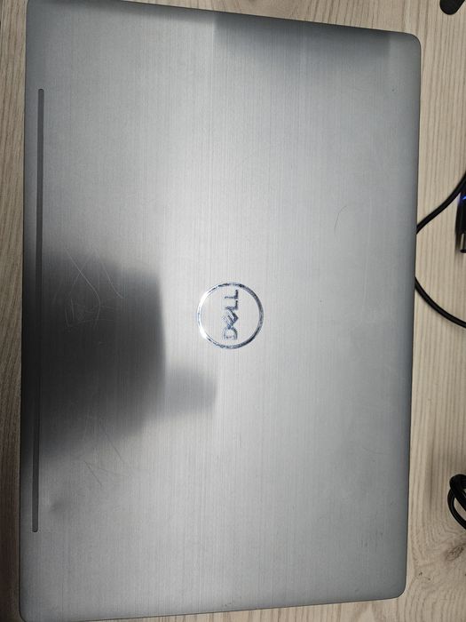 Dell Precision 3541 i7-9750H/16Gb/512Gb m.2 nvme/Nvidia P620/15.6" IPS