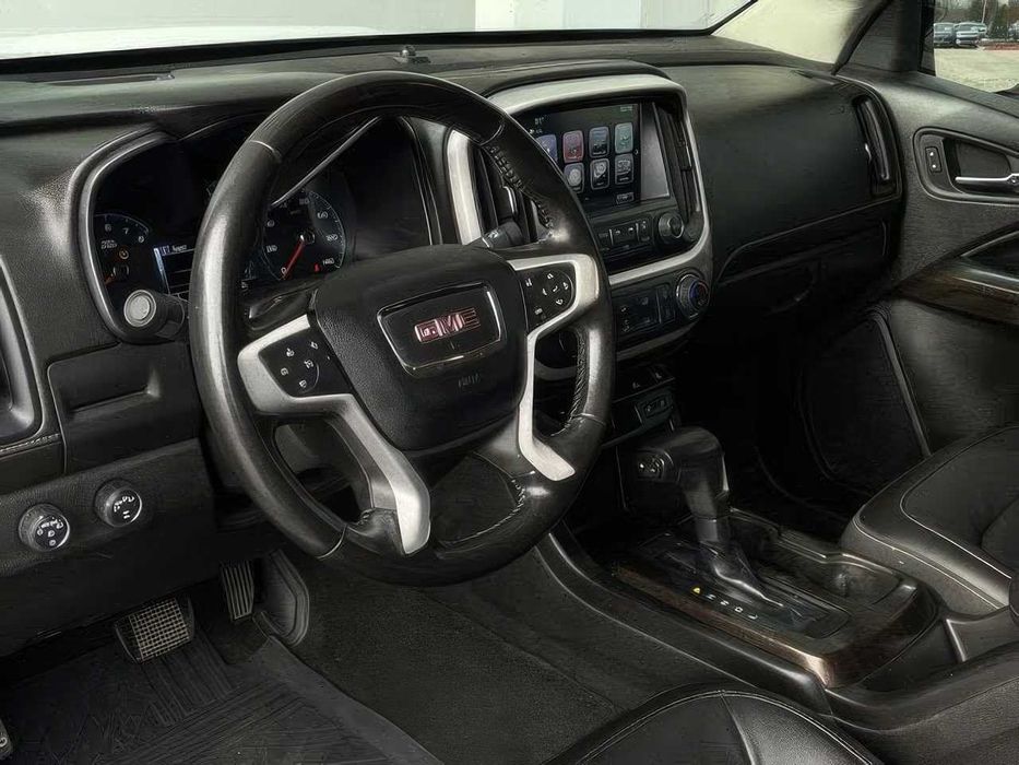 GMC Canyon      2018