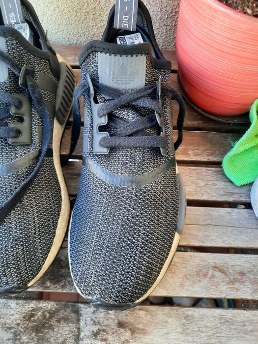 Adidas NMD R1 homem