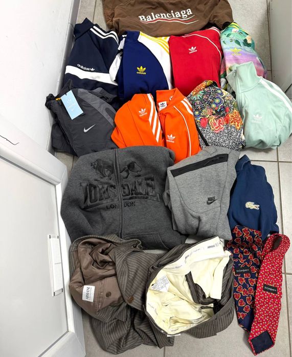 Олимпийка адидас мастерка adidas поставка вещей бомбер адик реп мерч кожанка найк зип nike tn acg бейп ветровка хип хоп динамо футбол шорты лонсдейл