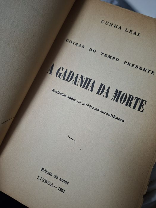 A Gadanha da Morte livro de Cunha Leal