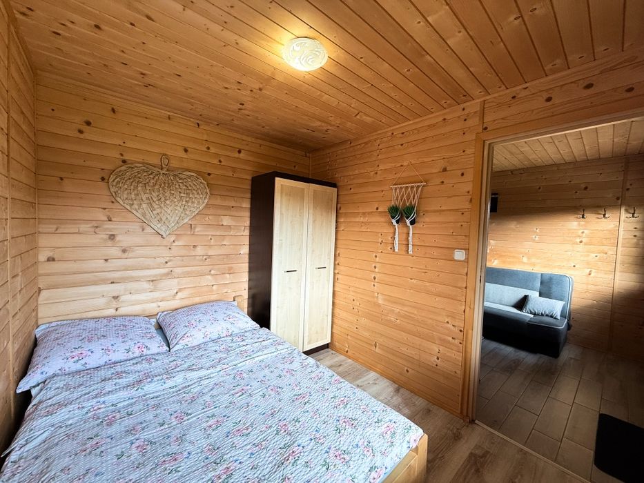 Domki na górze widokowej Bieszczady Jezioro Solińskie