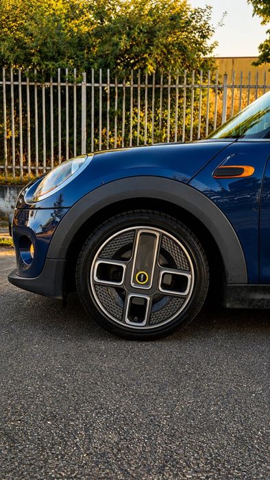 MINI 3 Portas One D504218179622686724