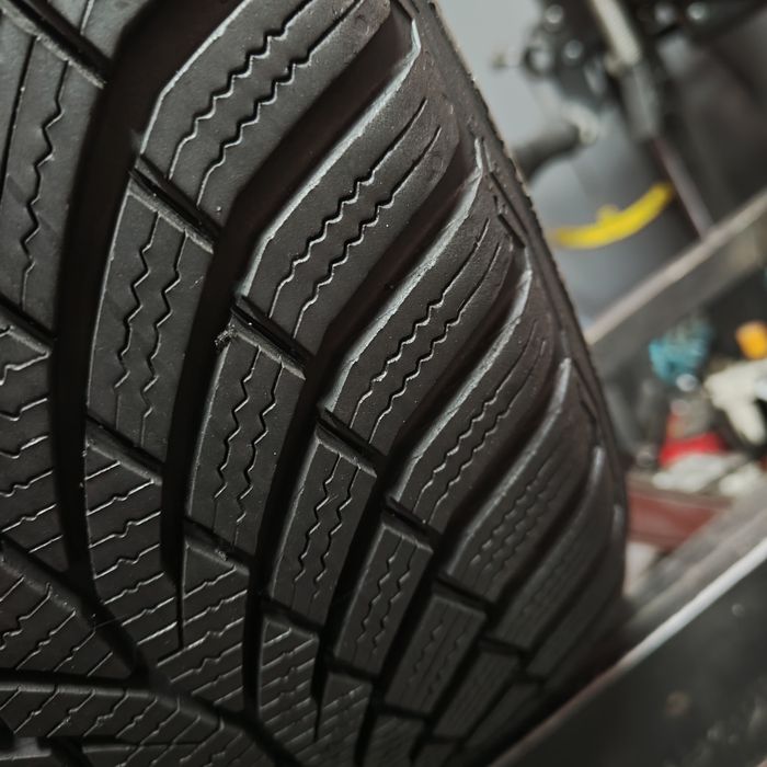225/50/17 XL Continental Winter z 2024 roku