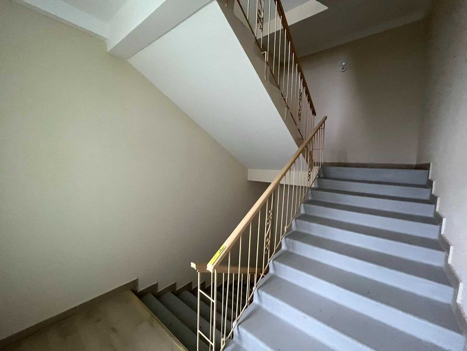 Однокімнатна 47м² від Рауш Є-Оселя!