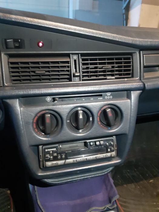 Mercedes-Benz 190D 2.5 (1990) Lanhoso • OLX.pt