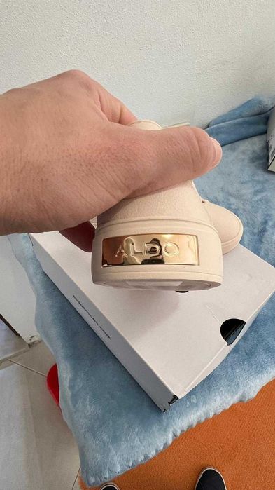 Sapatilhas Aldo de mulher novas na caixa