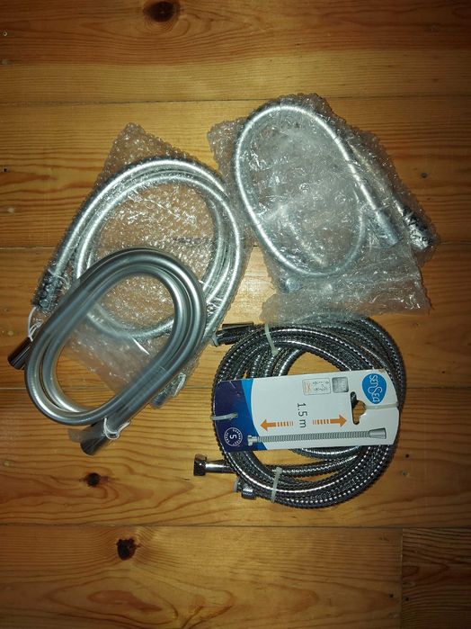 Bichas de chuveiro novas