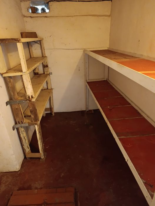 Продам 4х кімнатну 2рівневу квартиру в двоквартирному будинку