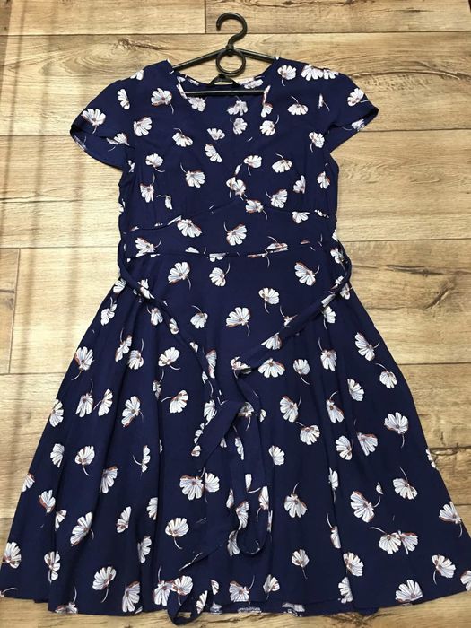 Новое платье, размер S