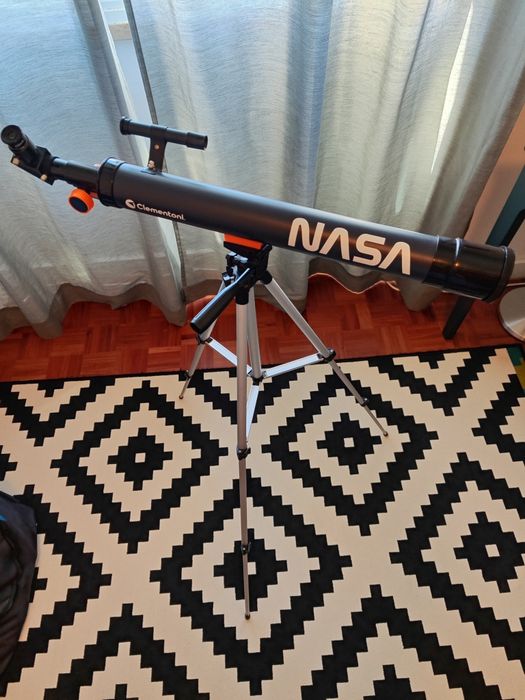 Telescópio NASA - Clementoni