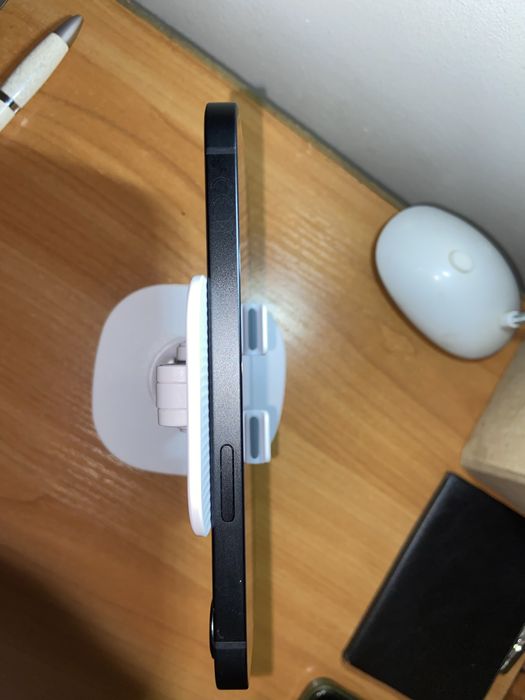 Apple iPhone 16e 128GB Black (Оригінал) під ремонт / на відновлення