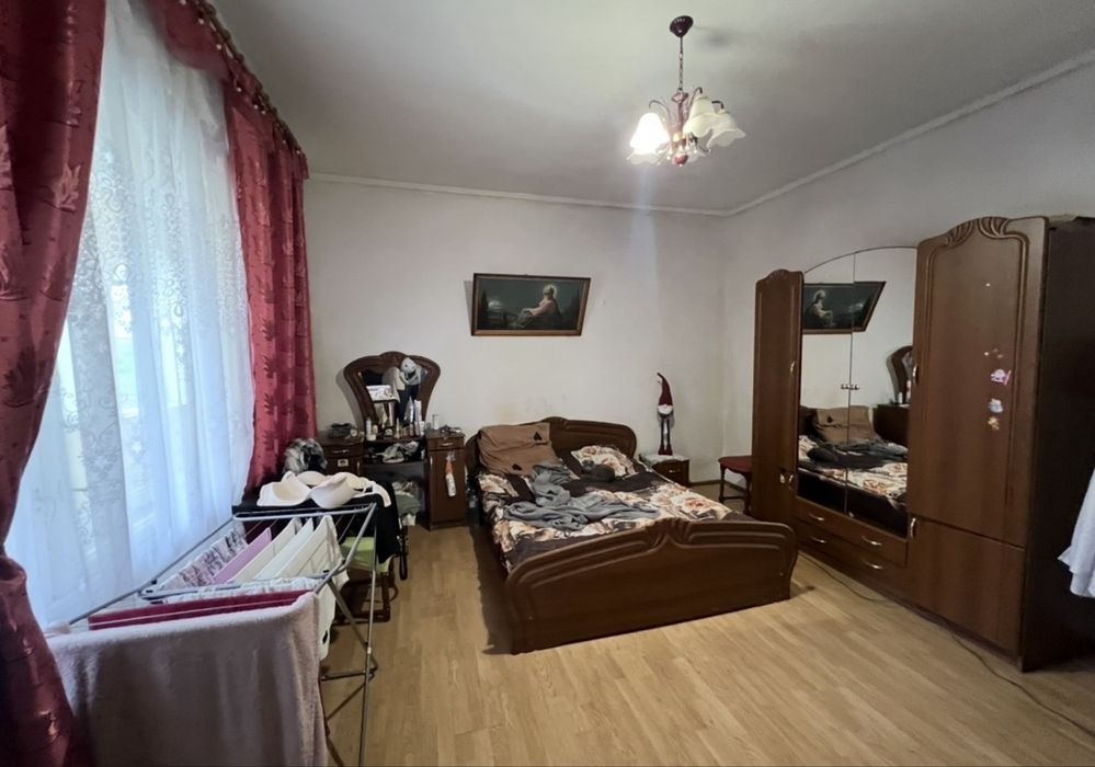 Продаж цегляного будинку в Завидові