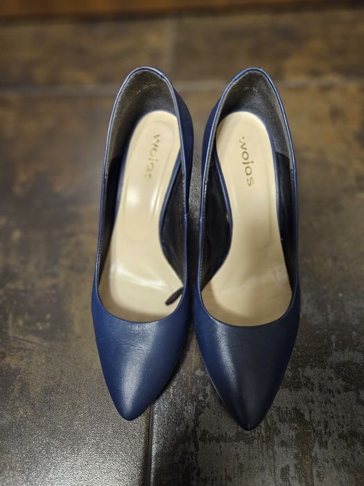 Szpilki Wojas kolor granatowy rozm. 36