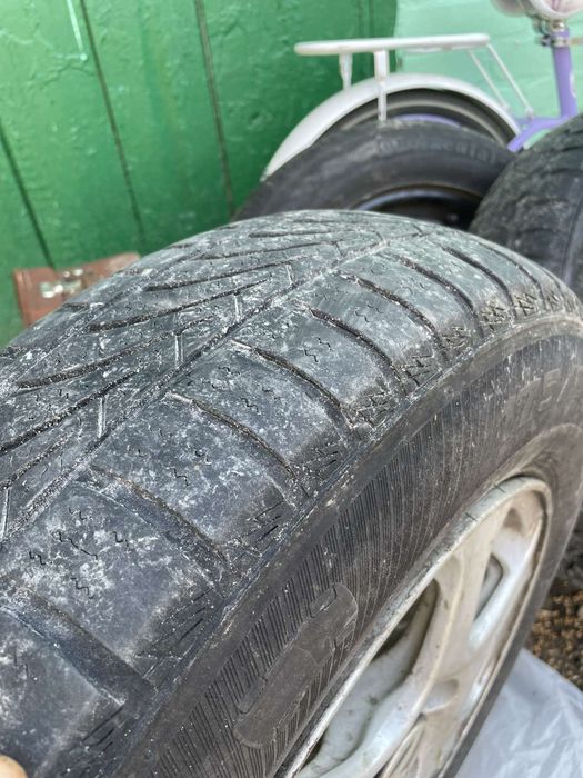Продам автомобільні шини
