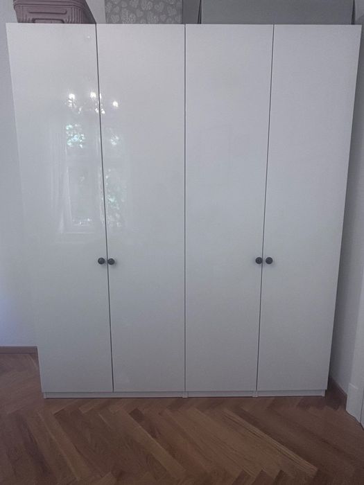 Szafa czterodrzwiowa Ikea