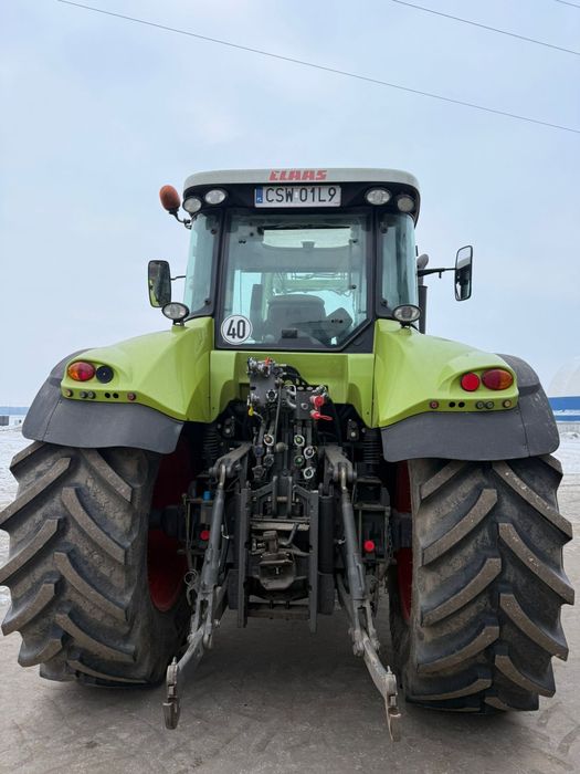 Claas arion 640.
