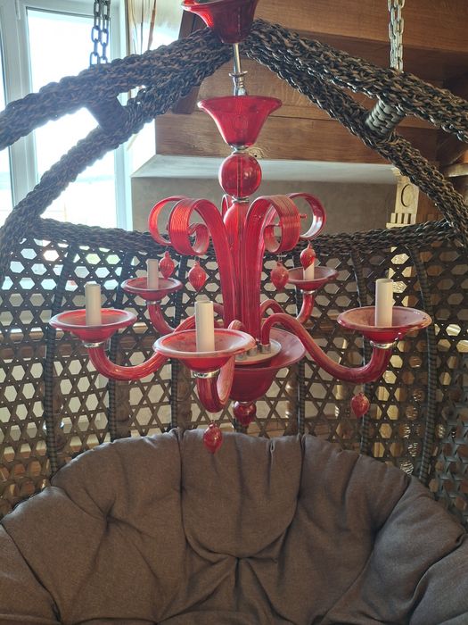 Люстра на п'ять ламп